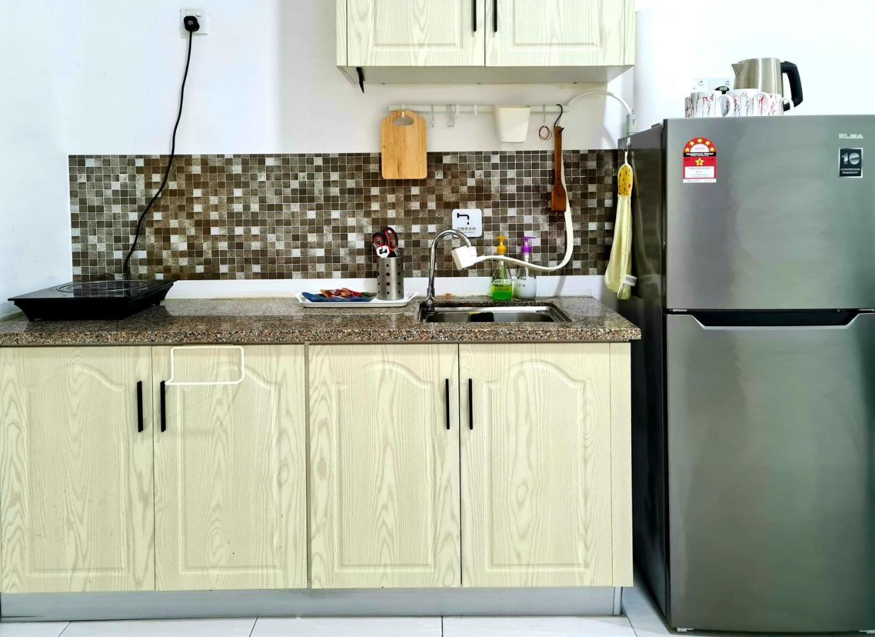 Full Moon Apartment Kuah Exterior foto